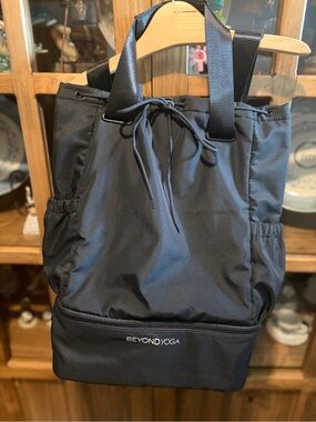 Beyond Yoga Backpacks for Women on Sale up to 90% Off: Poshmark display picture 3